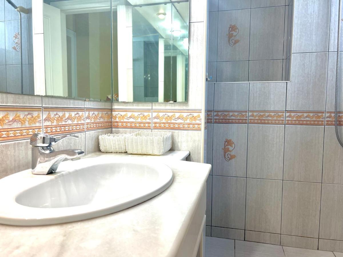 Fabulous Vacation In A 2 Bedroom Townhouse With 2 Terraces Overlooking The Sea, Suitable For 6 People 3 Swimming Pools Tennis And 200 Mts From The Sea El Faro Luaran gambar